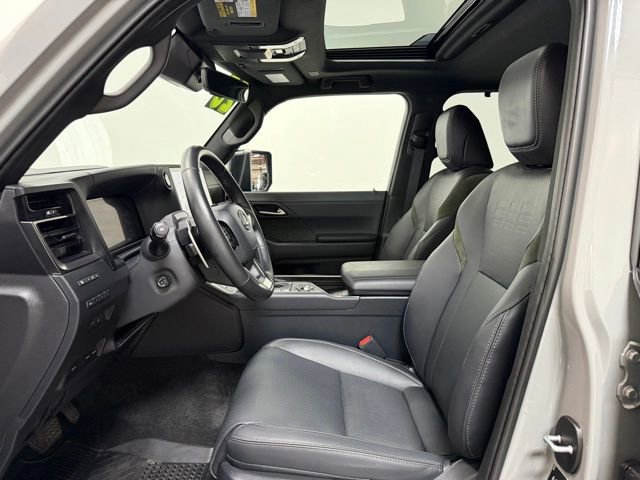 Used 2025 Lexus GX 550 AWD/4WD image 18