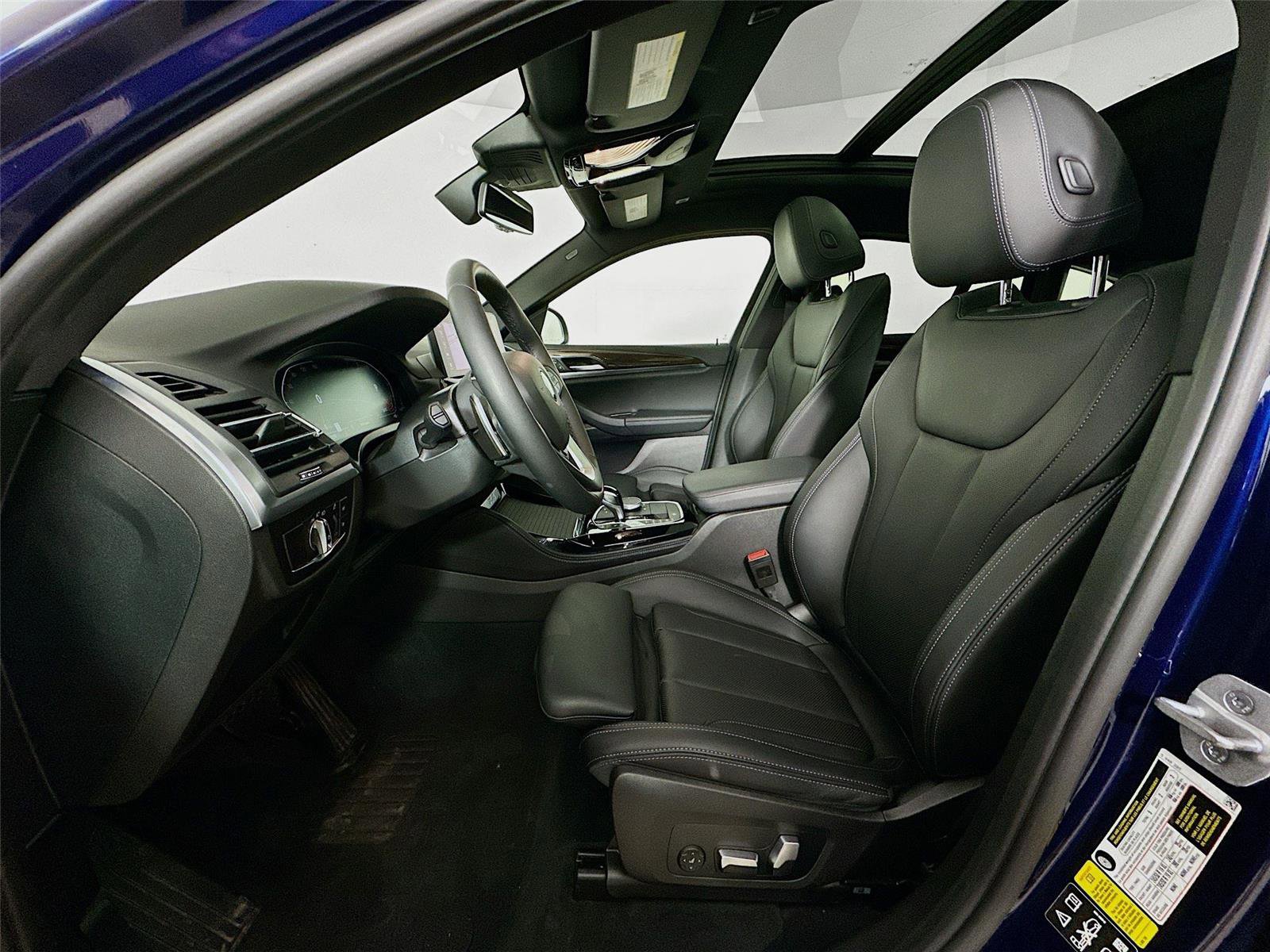 Used 2023 BMW X4 xDrive30i w/ Premium Package image 21