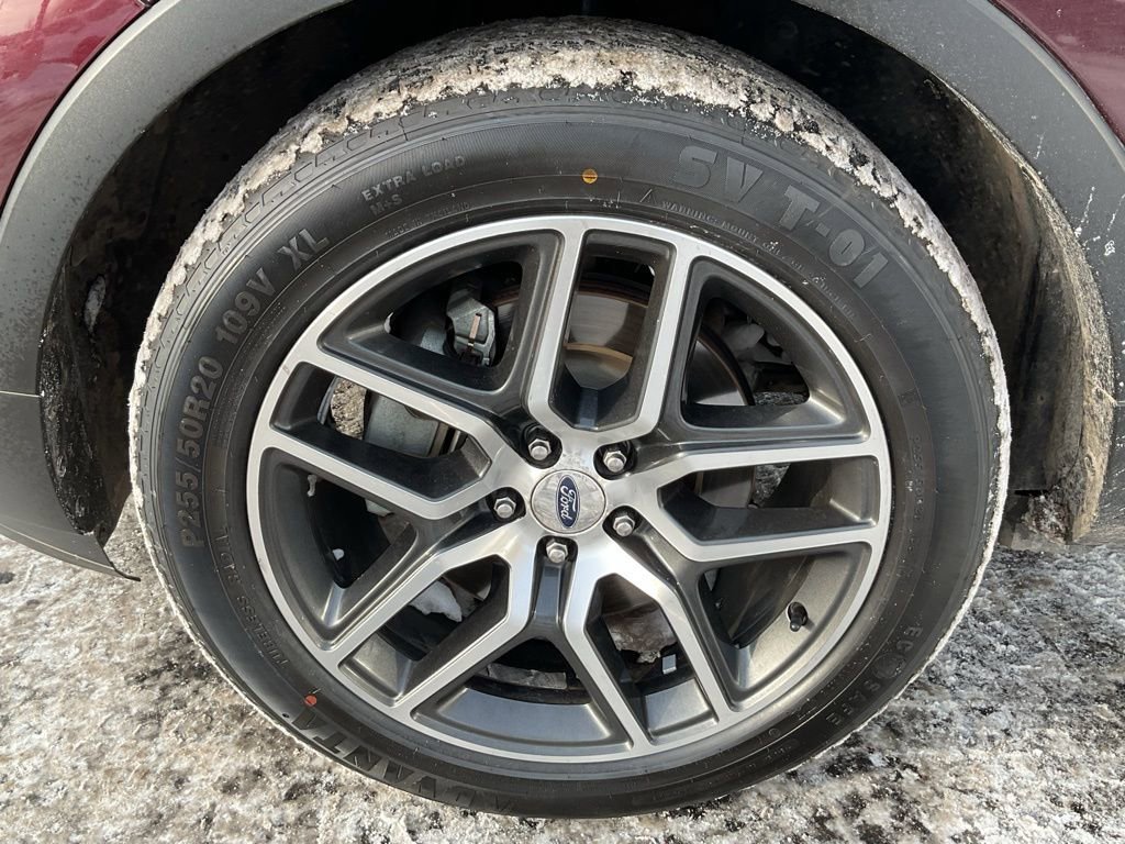 Used 2018 Ford Explorer Sport w/ Equipment Group 401A image 9