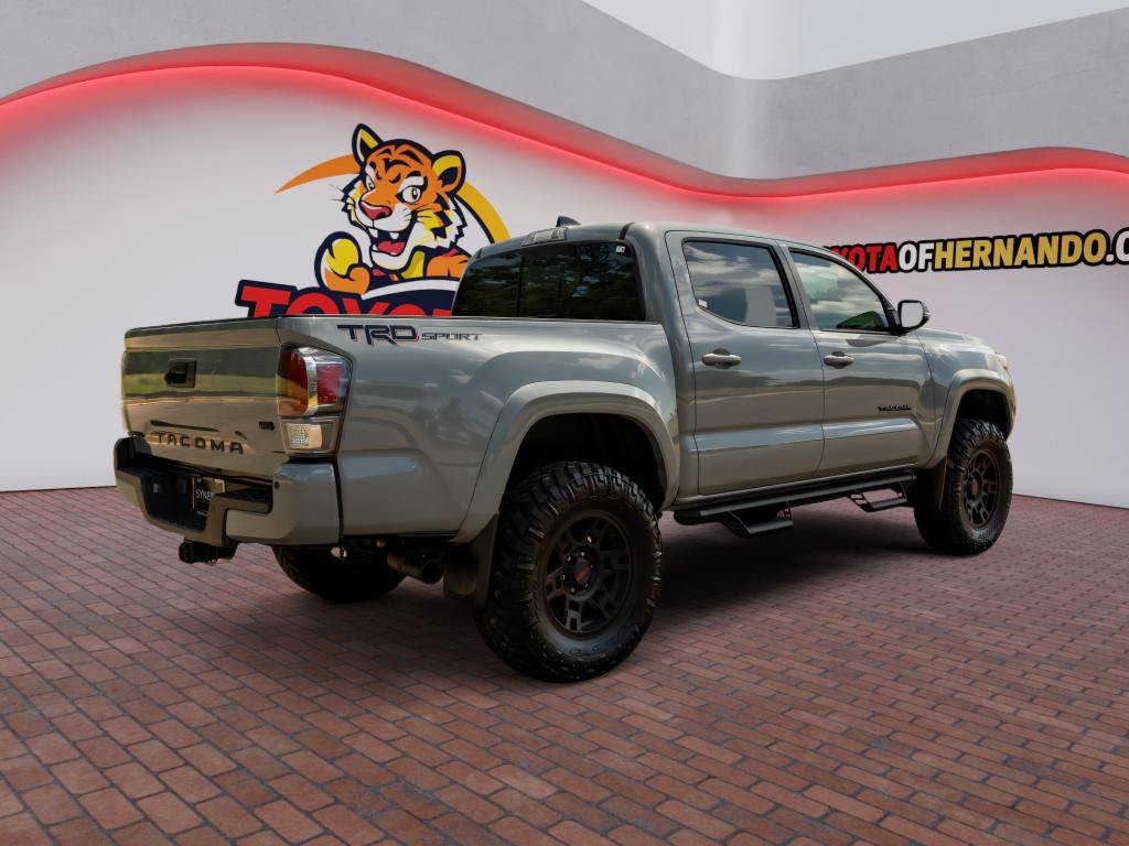 Used 2020 Toyota Tacoma TRD Sport w/ Technology Package RWD image 5