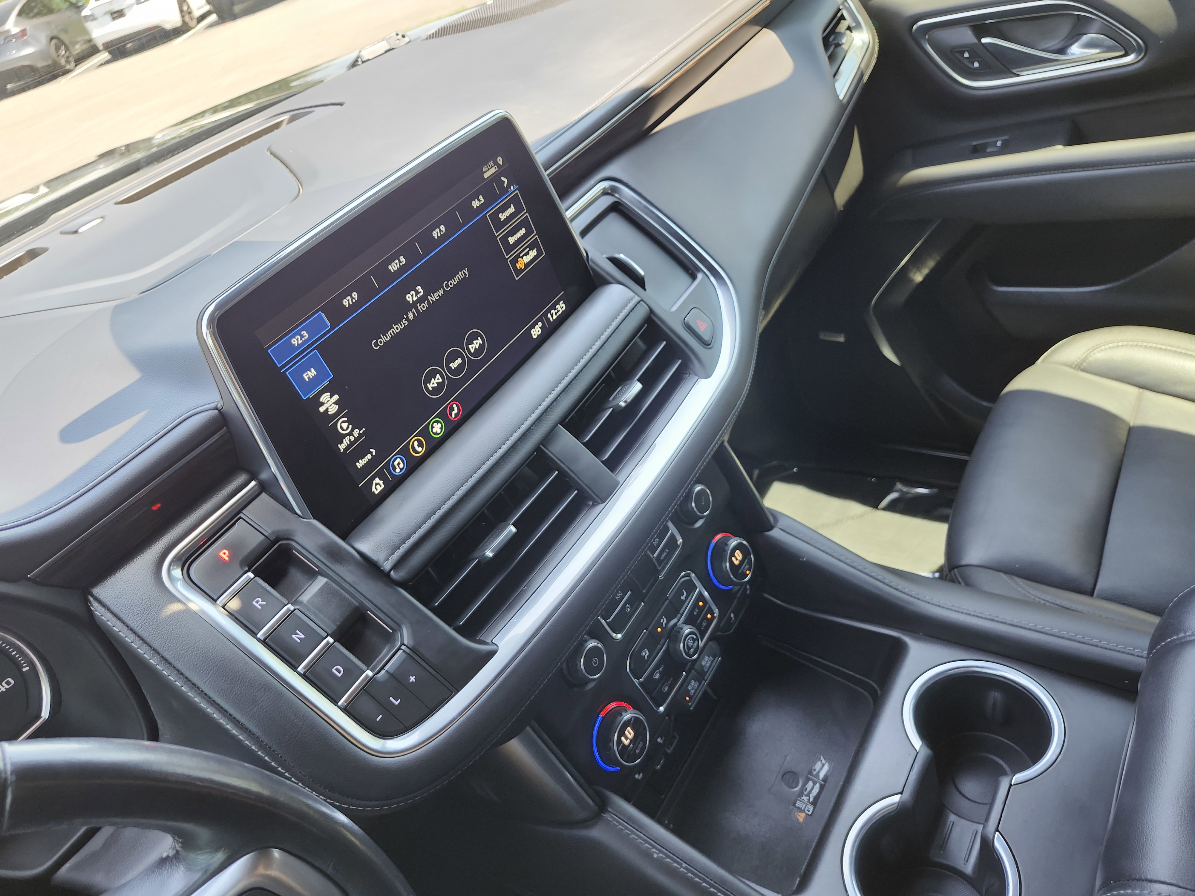 Used 2021 Chevrolet Tahoe Z71 AWD/4WD image 31