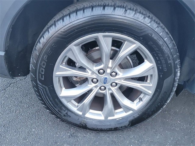 Used 2020 Ford Explorer XLT w/ Equipment Group 202A image 8