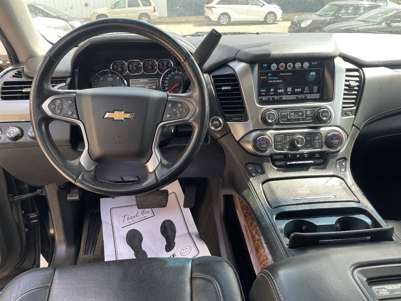 Used 2016 Chevrolet Suburban LTZ AWD/4WD image 38