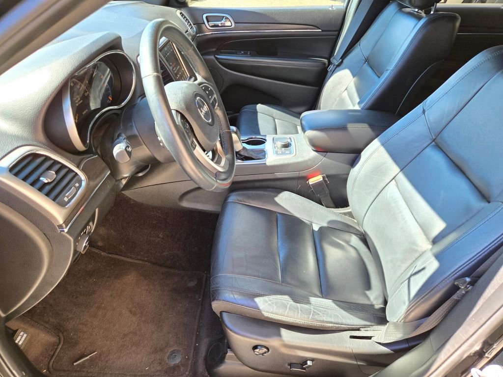 Used 2018 Jeep Grand Cherokee Limited image 6