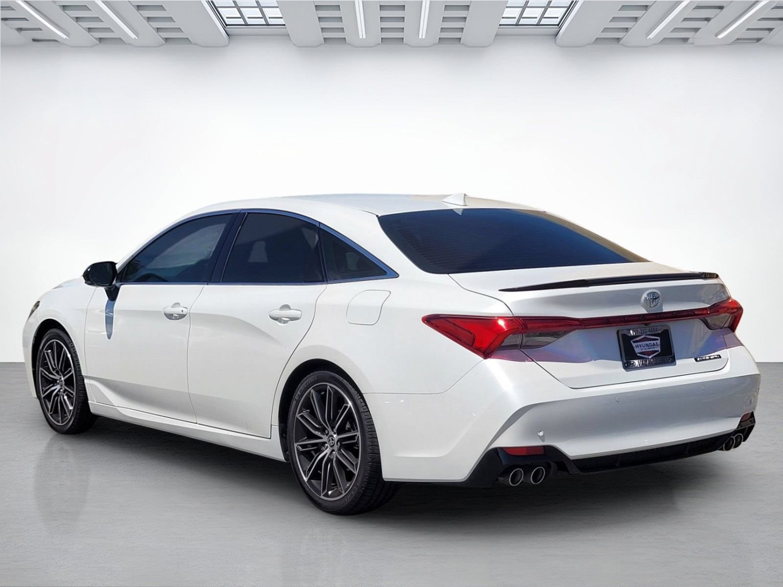 Used 2021 Toyota Avalon Touring w/ Advanced Safety Package FWD image 6