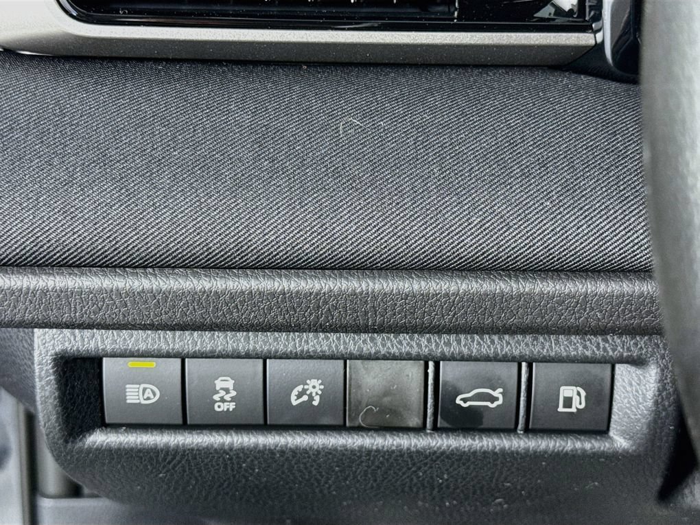 Used 2026 Toyota Camry LE FWD image 12