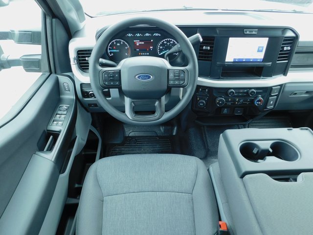 New 2026 Ford F450 XL w/ XL Driver Assist Package image 15