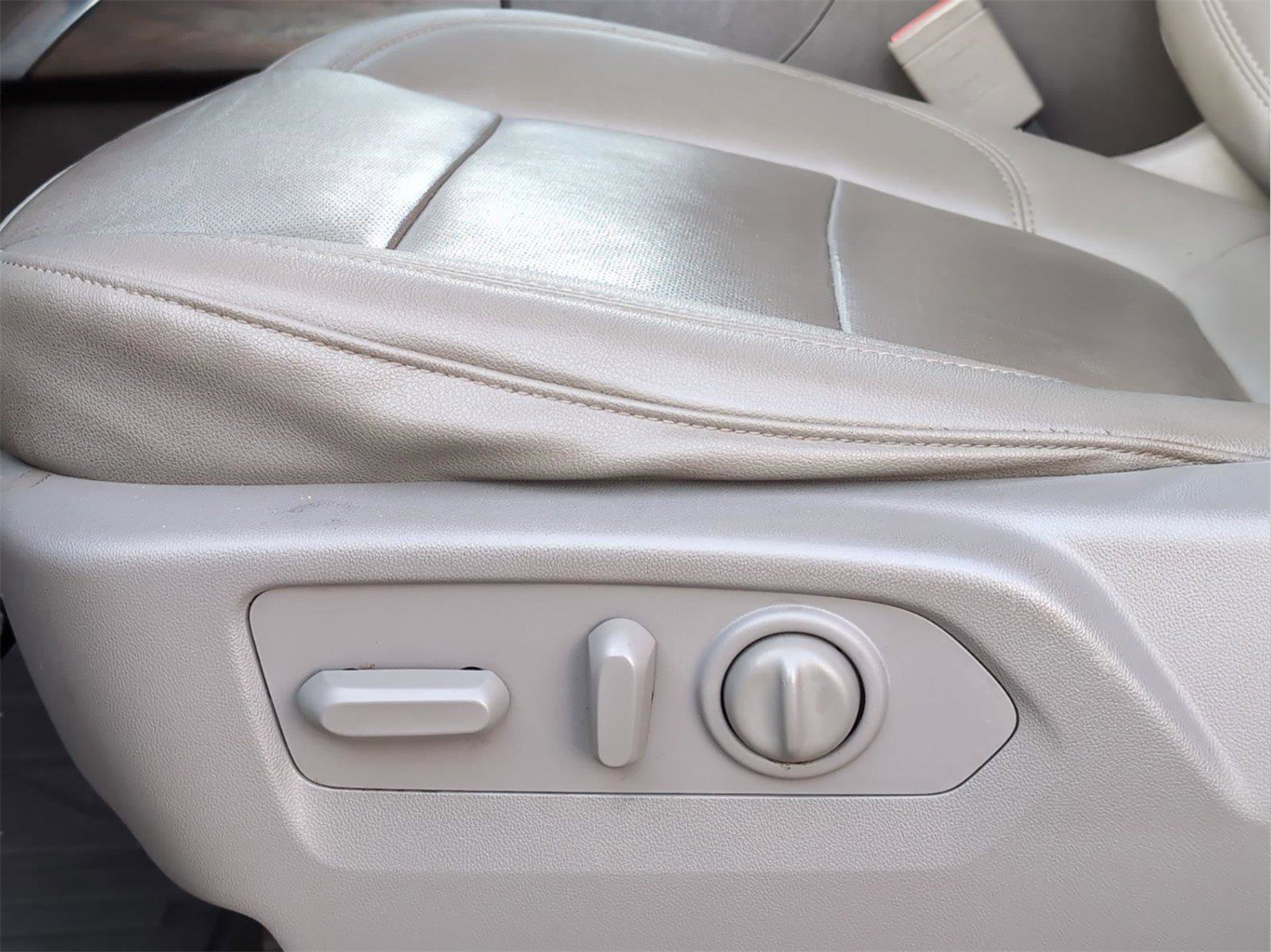 Used 2021 GMC Sierra 1500 SLT w/ SLT Premium Package image 14