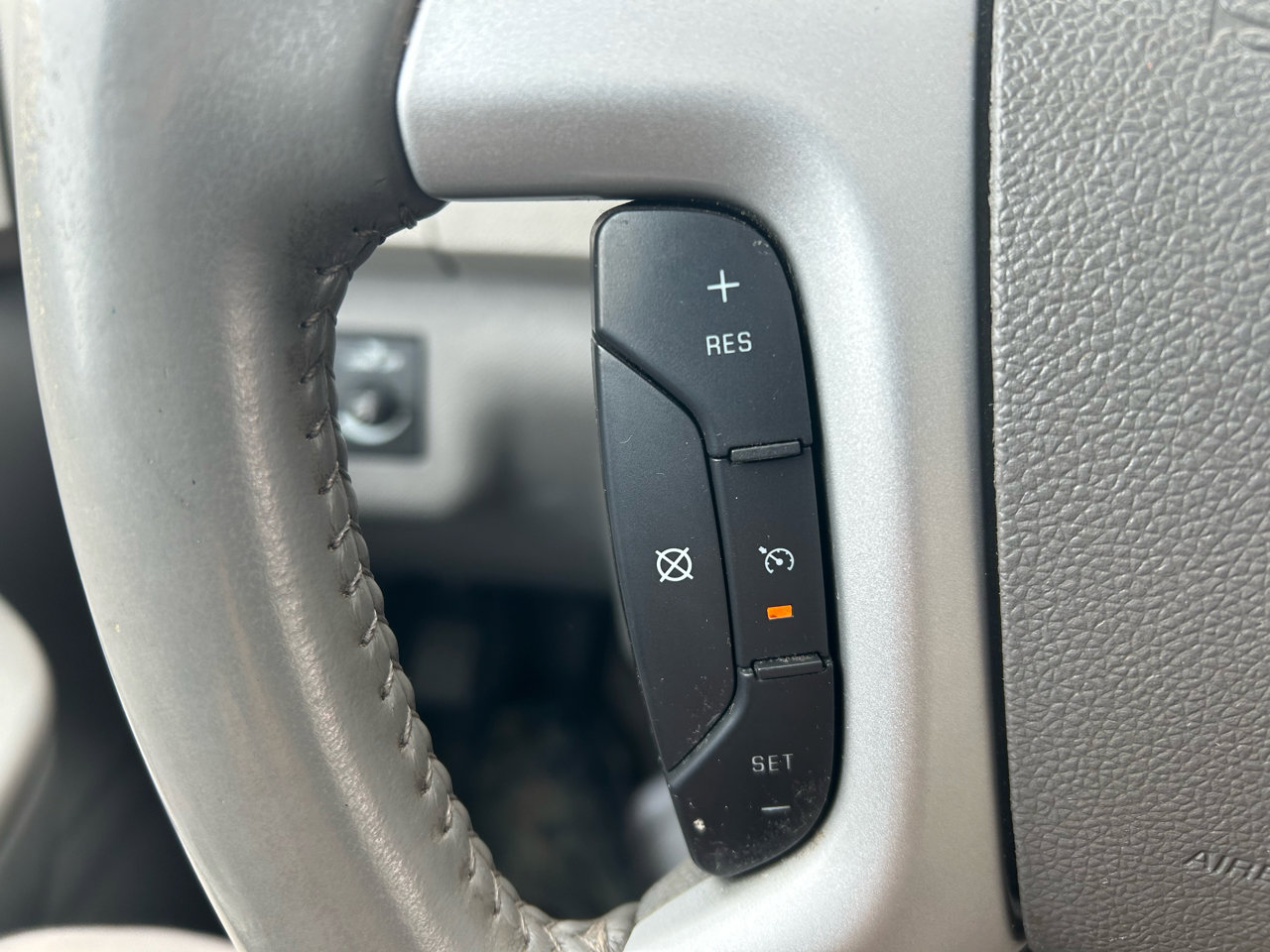 Used 2010 Chevrolet Traverse LT w/ Personal Connectivity Package image 19