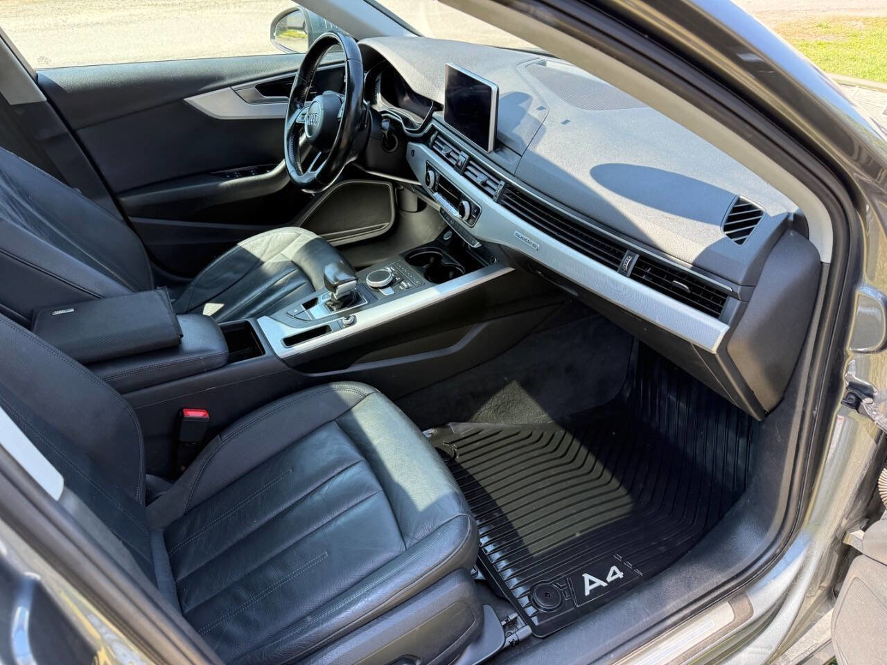 Used 2017 Audi A4 2.0T Premium w/ Convenience Package AWD/4WD image 15