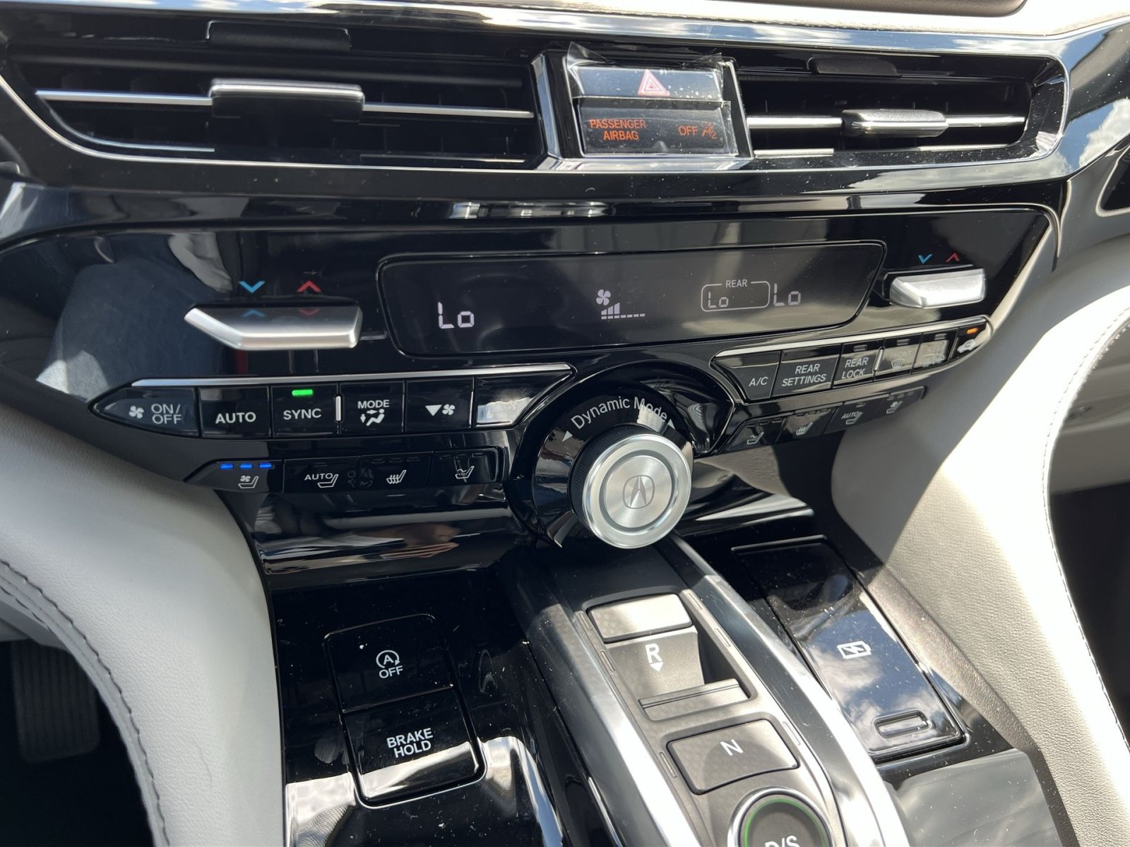 New 2026 Acura MDX w/ Advance Package AWD/4WD image 18