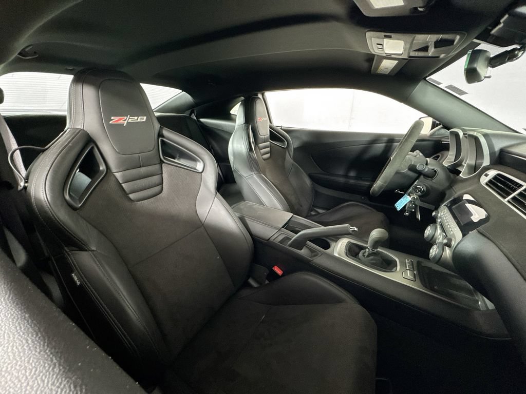 Used 2015 Chevrolet Camaro Z/28 RWD image 27