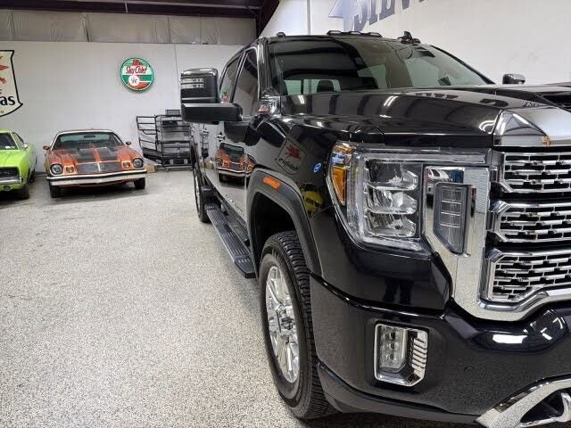Used 2022 GMC Sierra 2500 Denali w/ Denali Ultimate Package AWD/4WD image 39