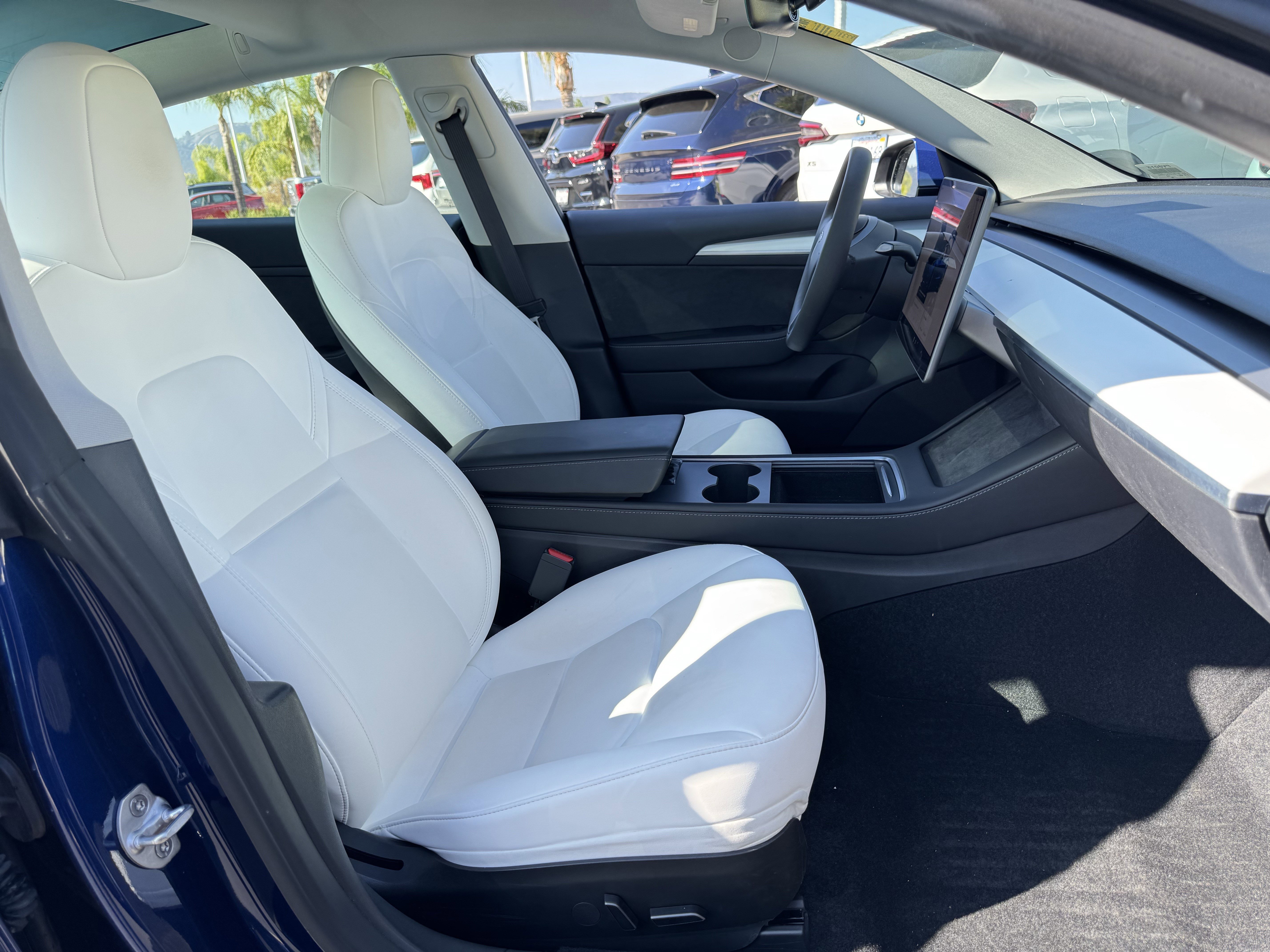 Used 2023 Tesla Model 3 Standard Range image 36