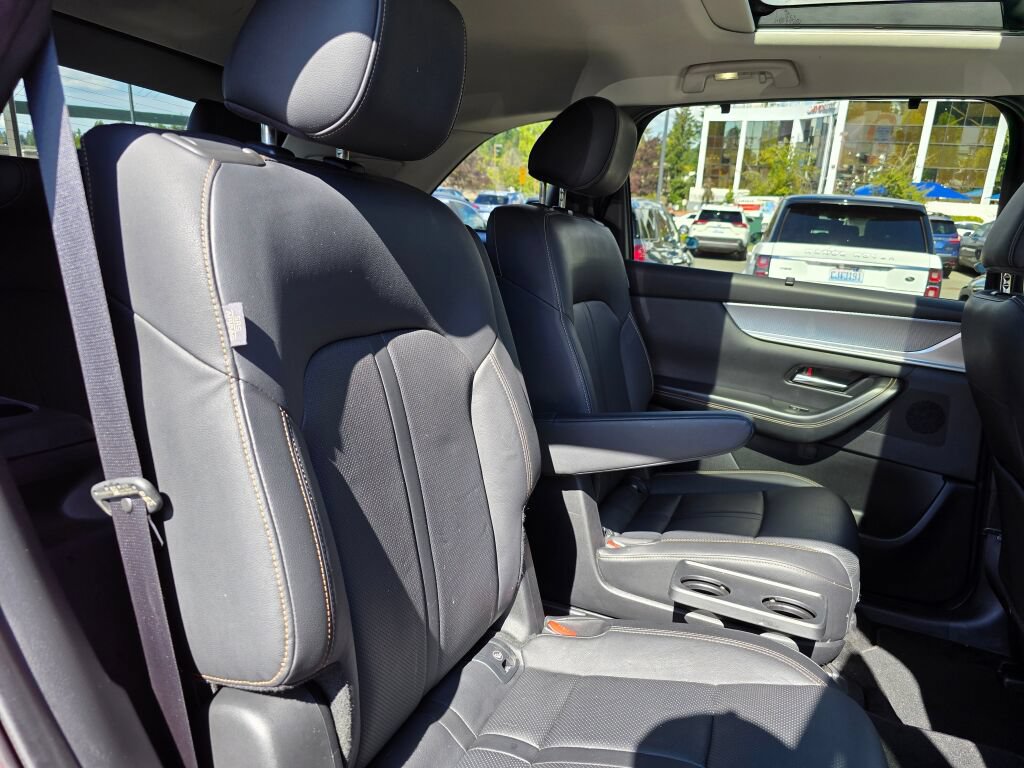Certified 2024 MAZDA CX-90 Plug-In Hybrid w/ Premium Pkg AWD/4WD image 30