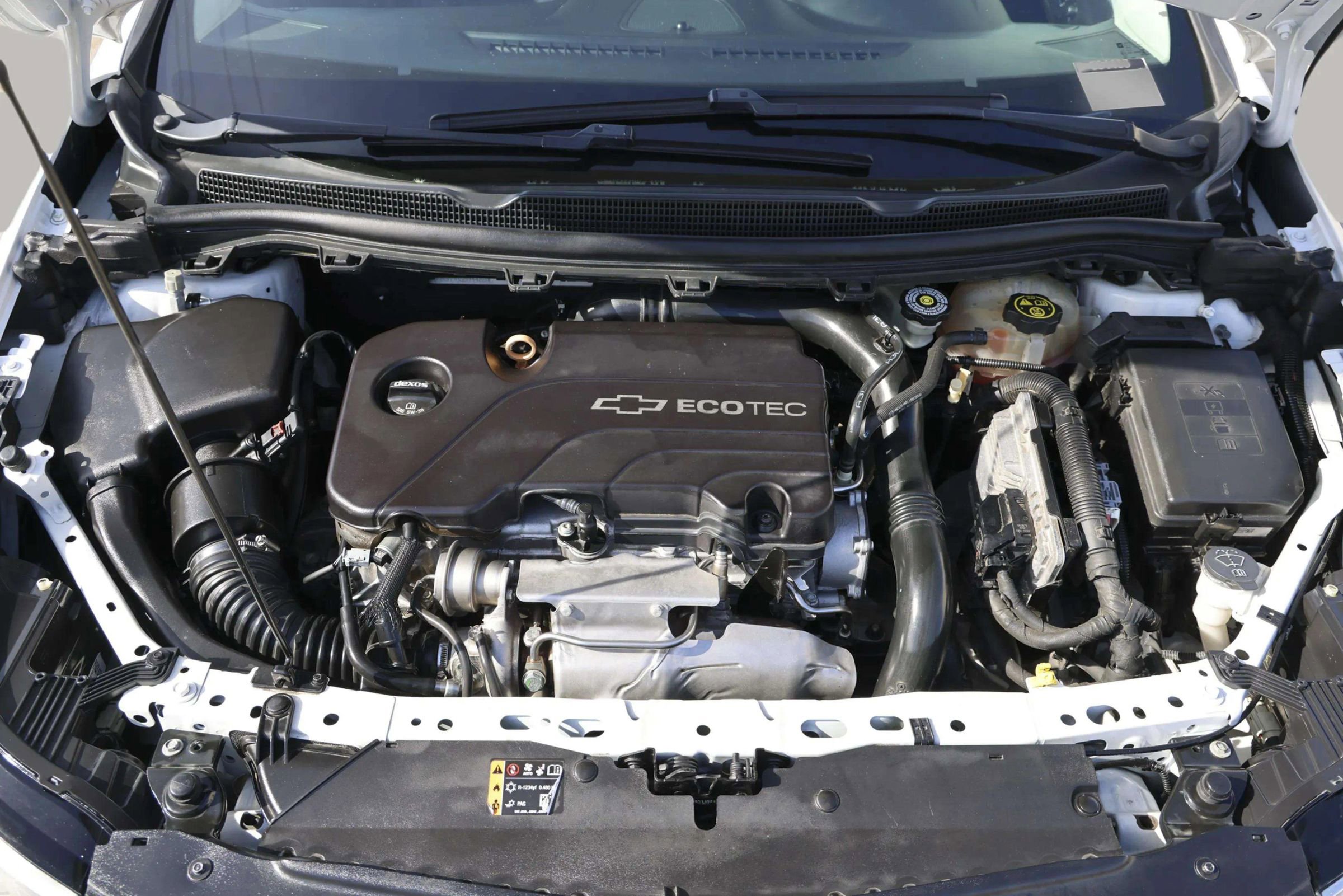 Used 2017 Chevrolet Cruze Premier image 36