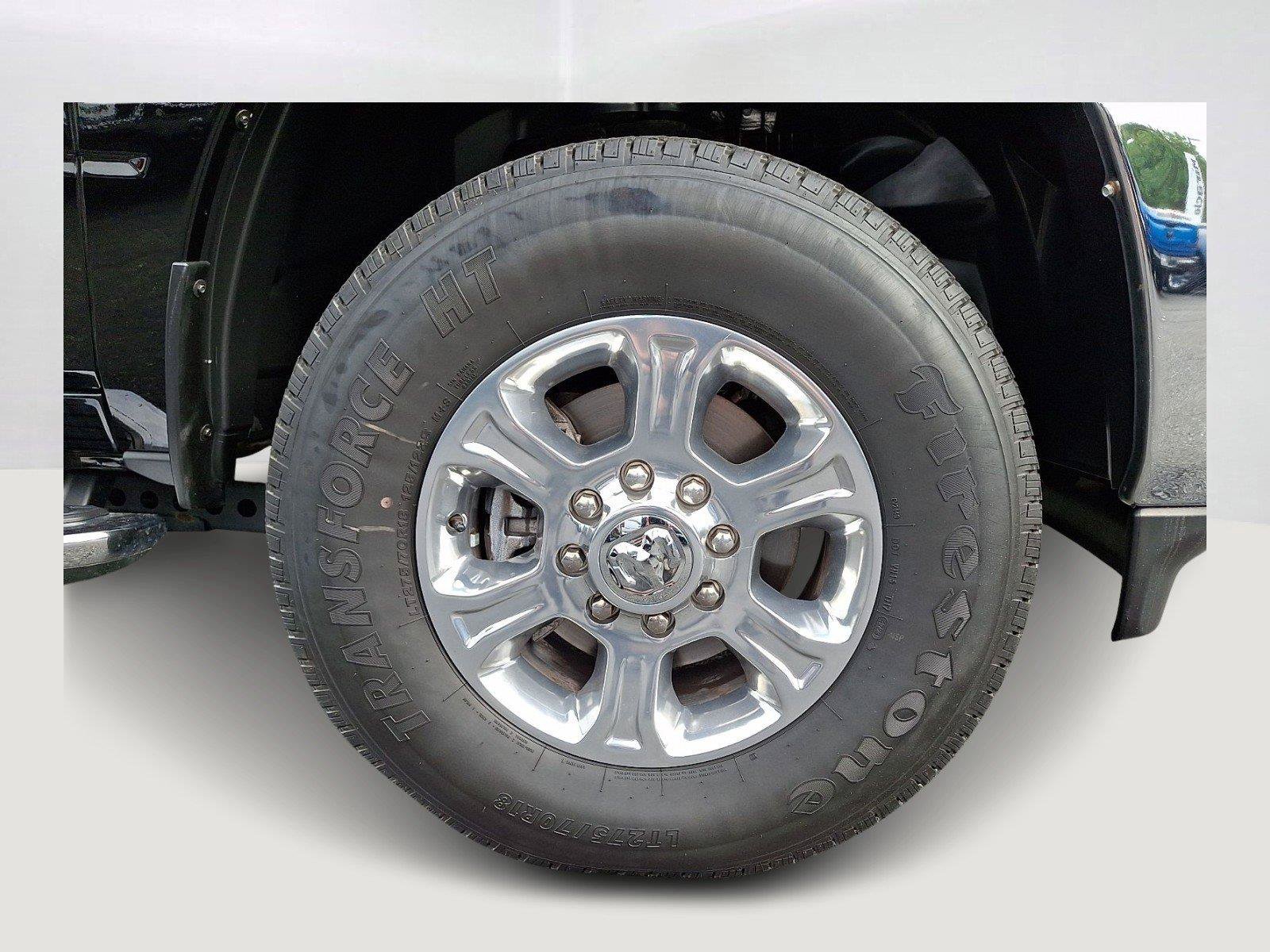 Certified 2024 RAM 3500 Big Horn w/ Towing Technology Group AWD/4WD image 8