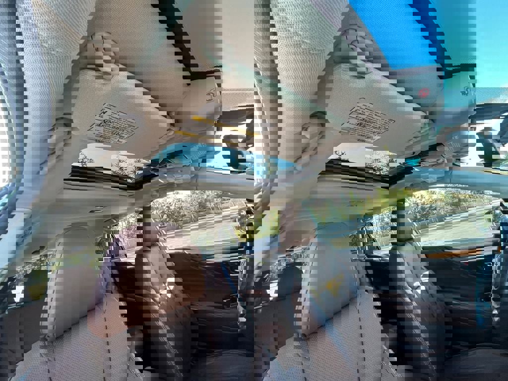 Used 2021 Subaru Outback Touring XT image 27