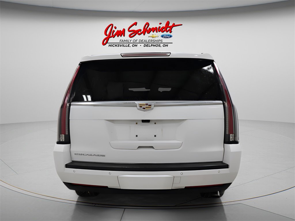 Used 2020 Cadillac Escalade ESV Premium Luxury image 4