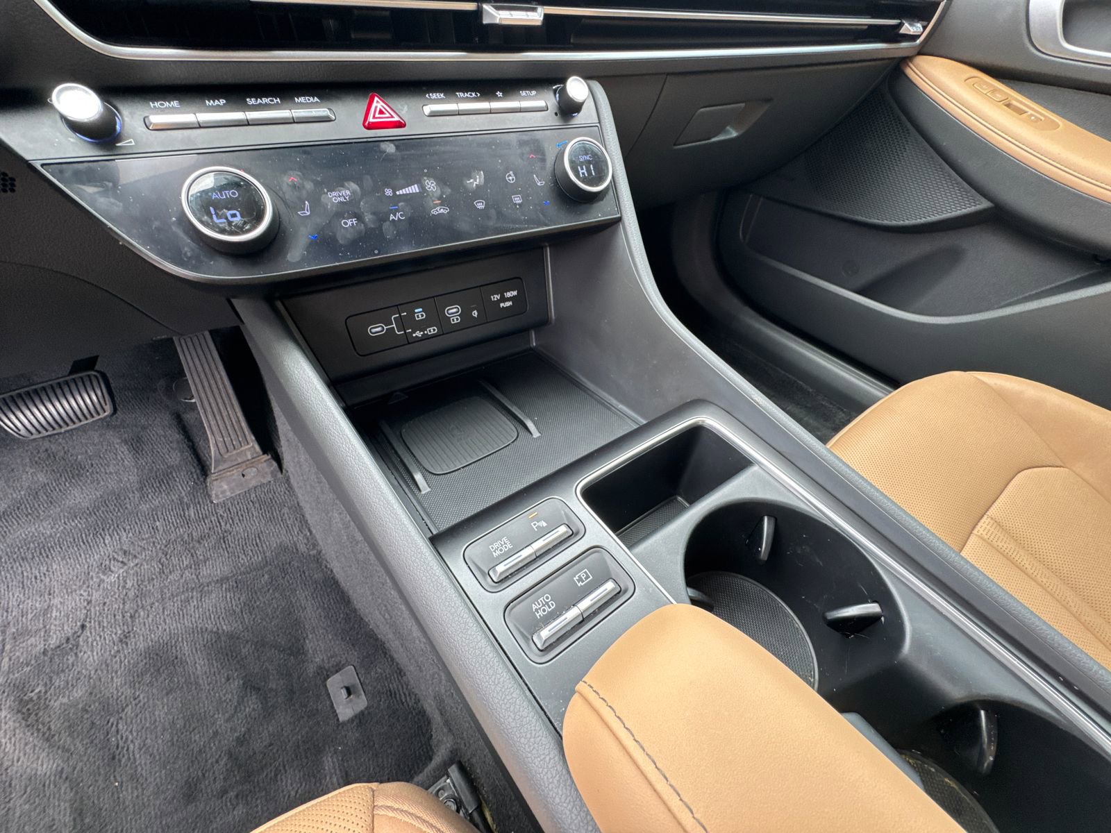 Used 2024 Hyundai Sonata Limited image 31