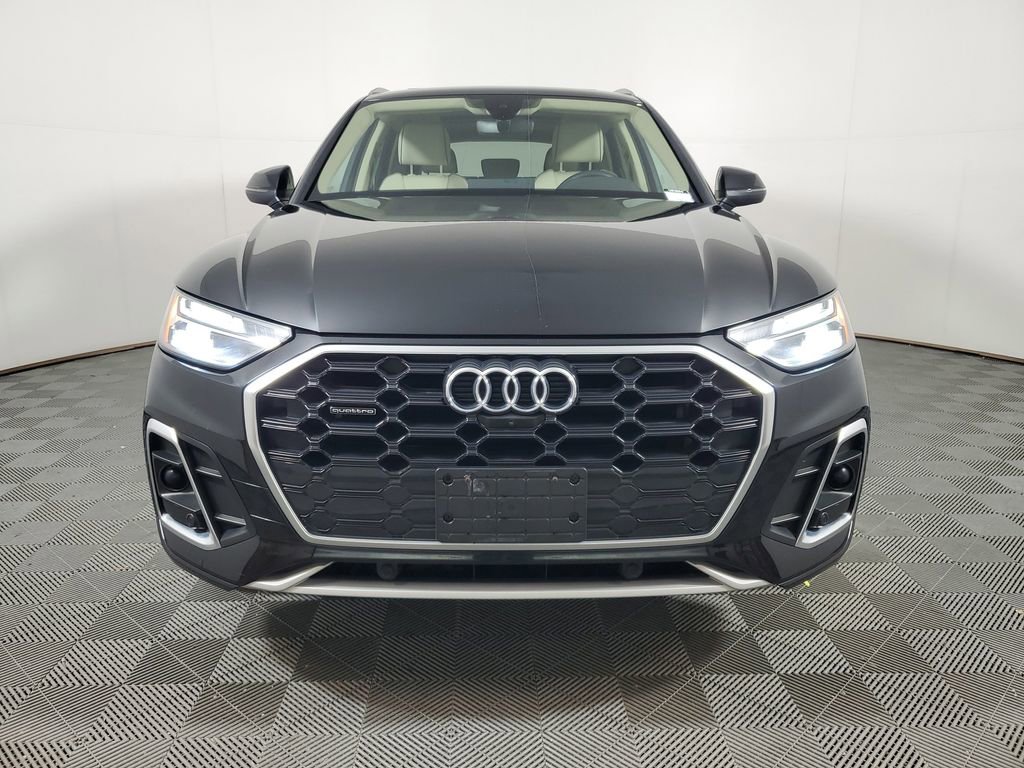 Used 2023 Audi Q5 2.0T Premium Plus w/ Premium Plus Package AWD/4WD image 2