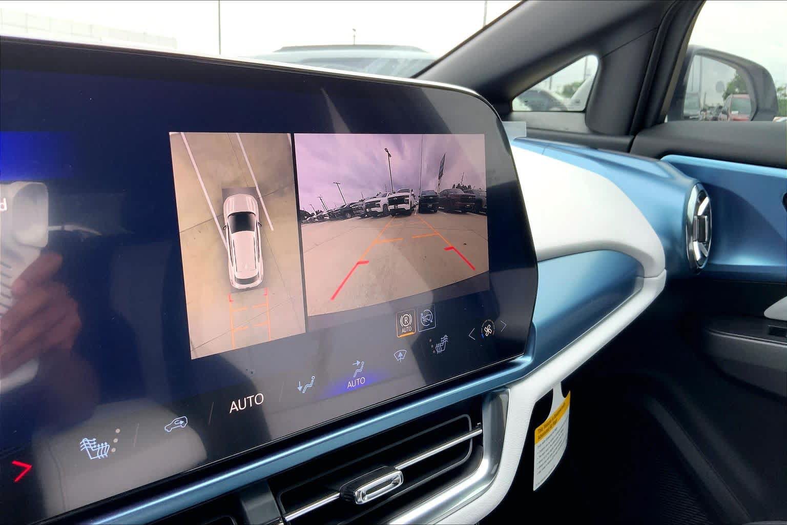 New 2026 Chevrolet Equinox EV LT FWD image 20