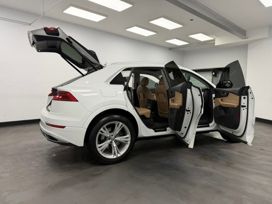 Used 2019 Audi Q8 Premium w/ Convenience Package image 24