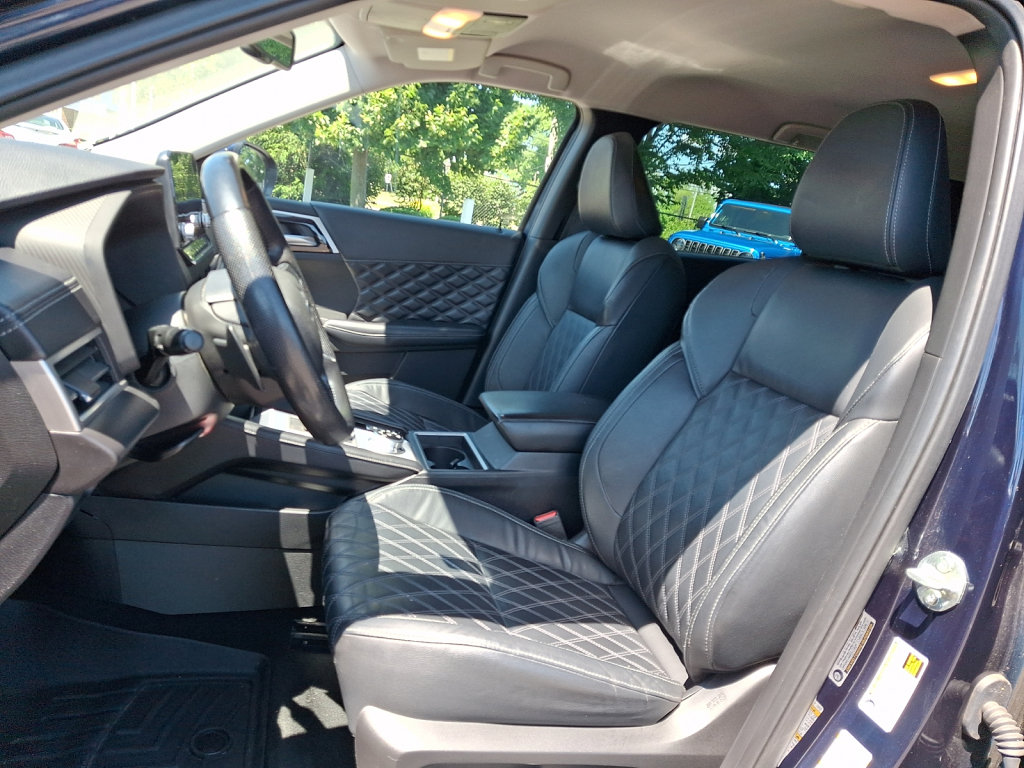 Used 2022 Mitsubishi Outlander SEL AWD/4WD image 24