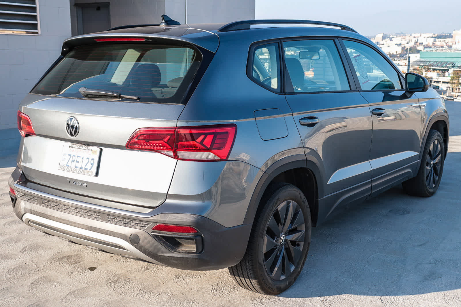 Used 2022 Volkswagen Taos S w/ IQ Drive S Package image 5