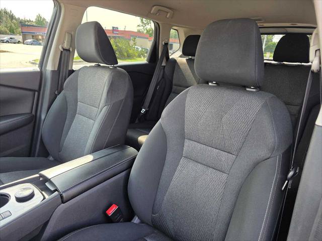 Used 2025 Nissan Rogue SV AWD/4WD image 20