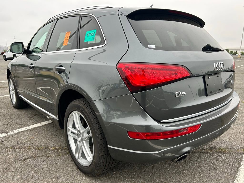 Used 2016 Audi Q5 2.0T Premium Plus w/ Technology Package AWD/4WD image 4
