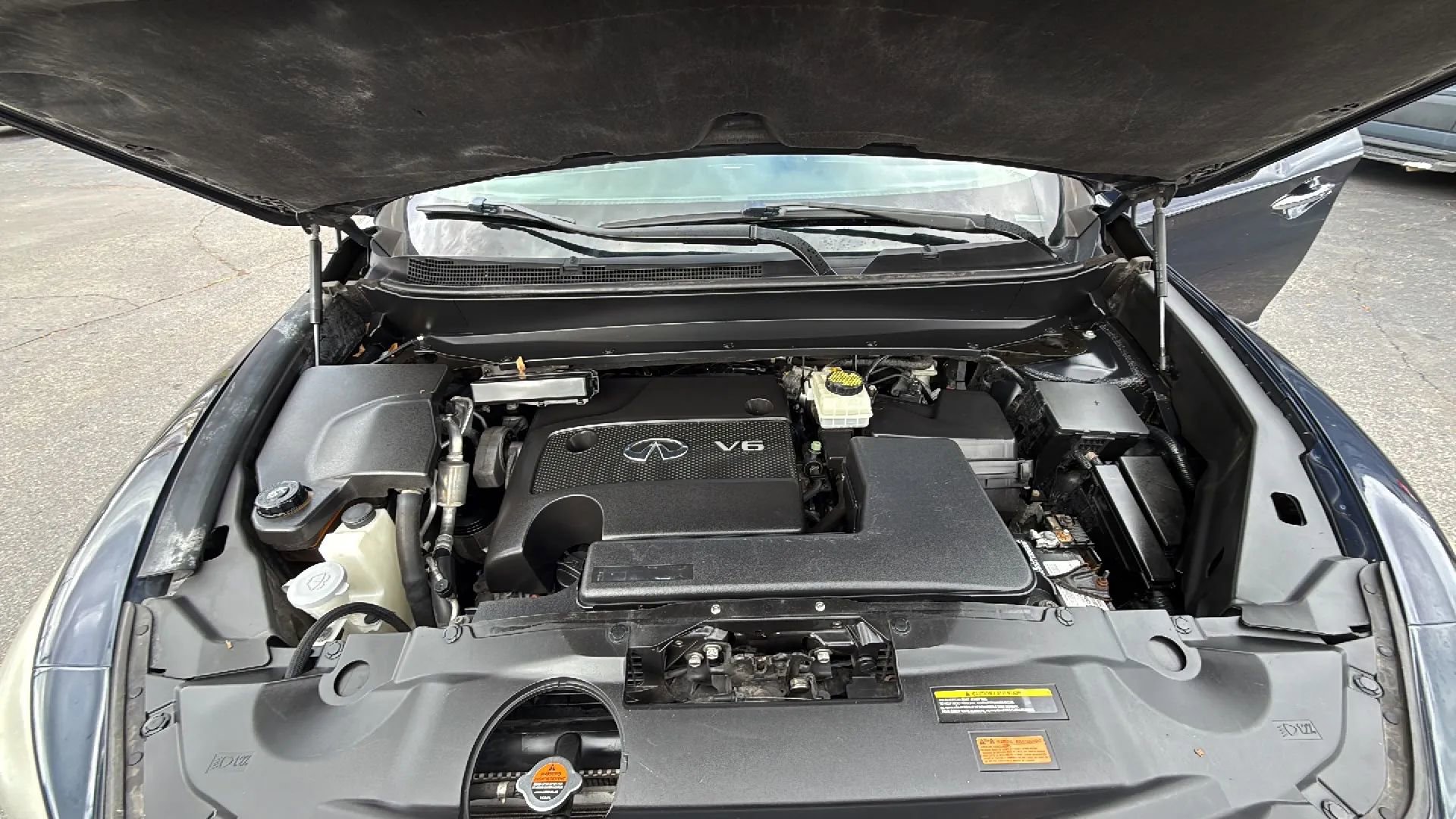 Used 2015 INFINITI QX60 AWD w/ Deluxe Touring Package image 20