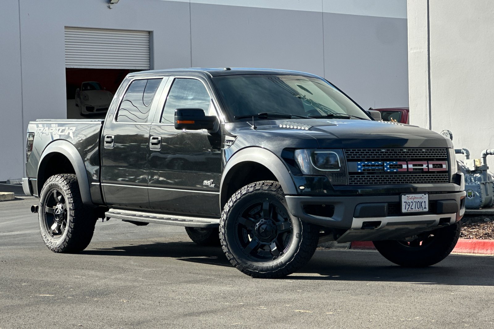 Used 2013 Ford F150 Raptor w/ Luxury Equipment Group AWD/4WD image 2