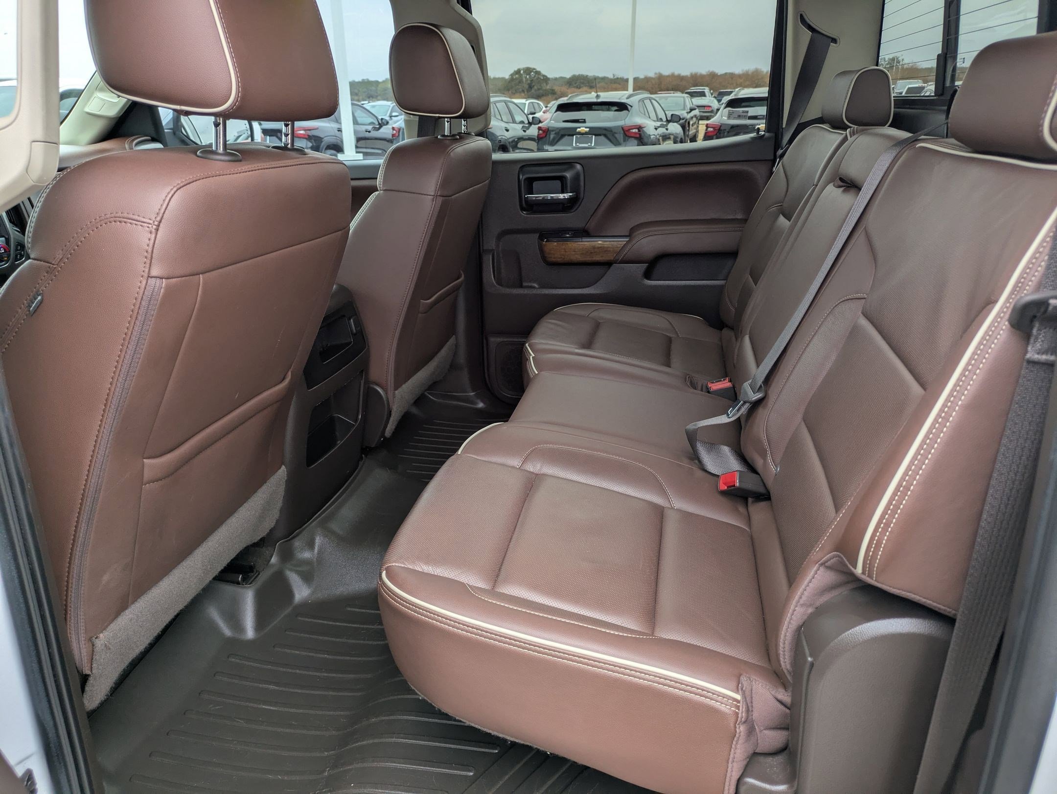 Used 2016 Chevrolet Silverado 1500 High Country w/ High Country Premium Package image 13