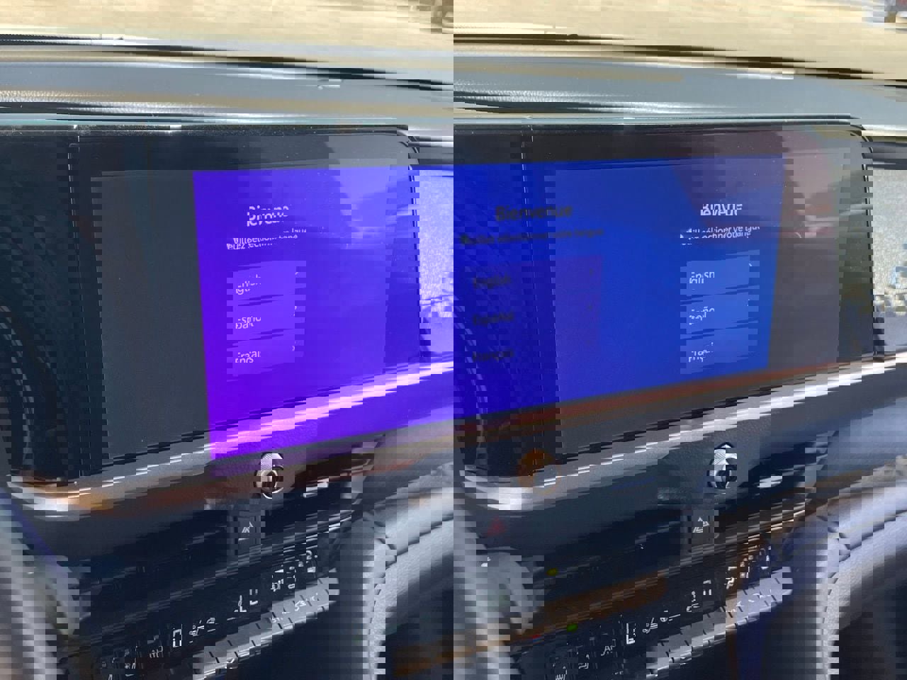 Used 2025 Toyota Crown Limited w/ Carpet Mat Package (TMS) image 6