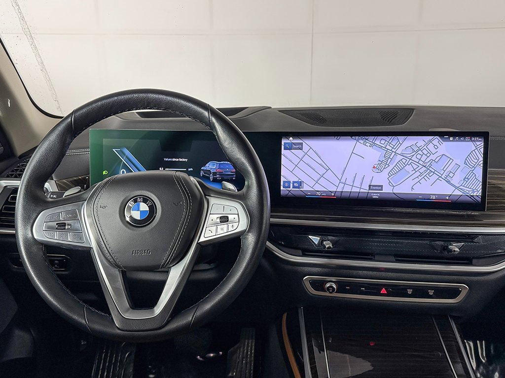 Used 2023 BMW X7 xDrive40i w/ Premium Package image 37