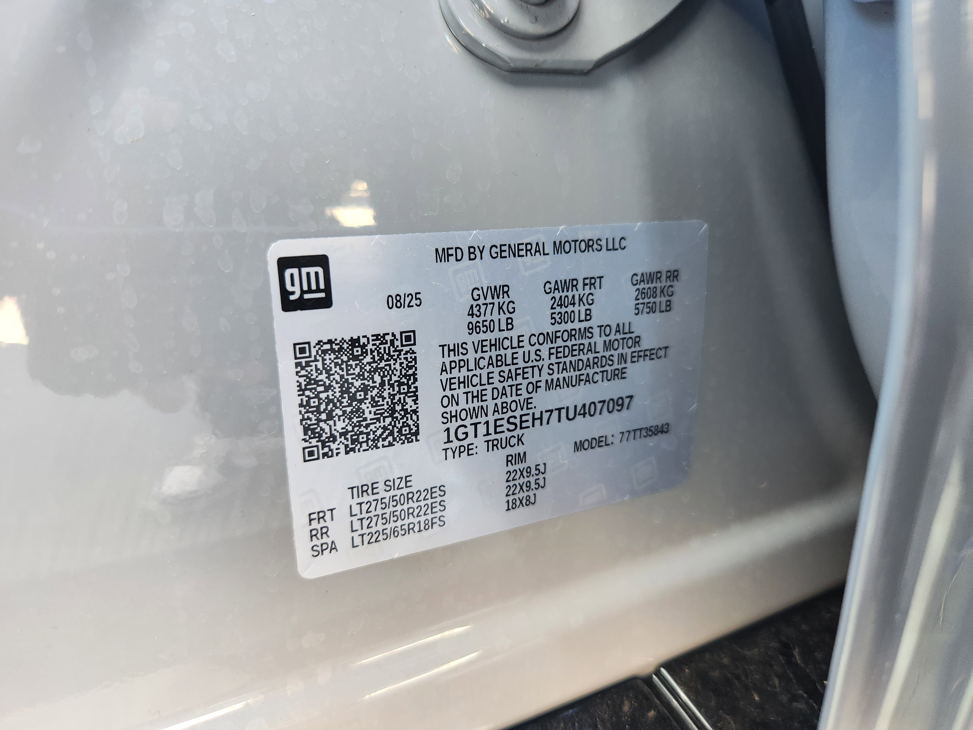 New 2026 GMC Sierra EV Elevation w/ LPO, Elevation Dark Package image 28