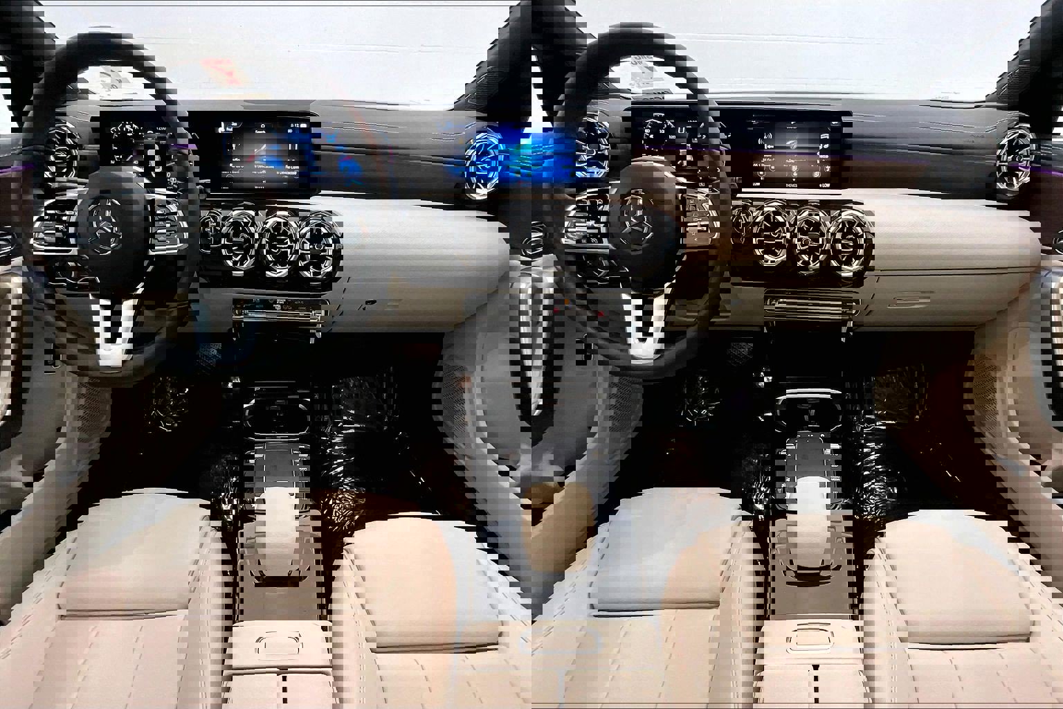 Used 2022 Mercedes-Benz CLA 250 image 13