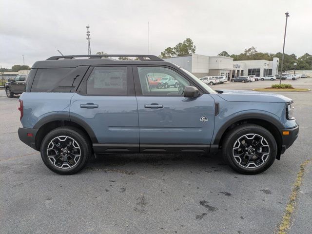 New 2025 Ford Bronco Sport Outer Banks image 3