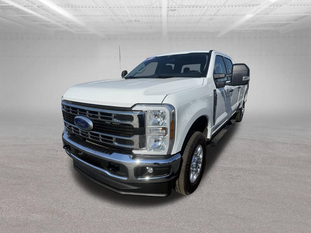 Certified 2025 Ford F350 XLT AWD/4WD image 13