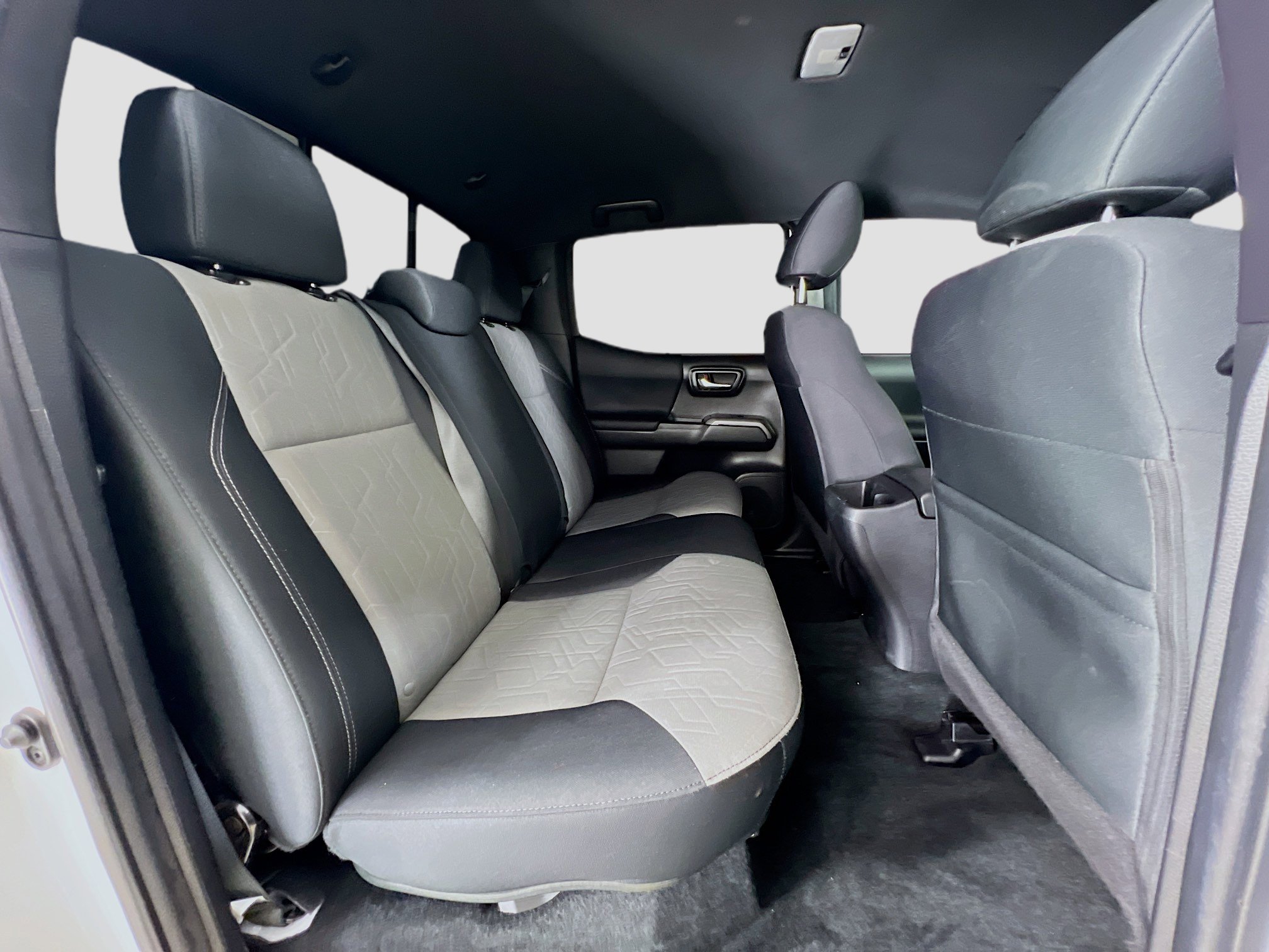 Used 2023 Toyota Tacoma TRD Off-Road image 27