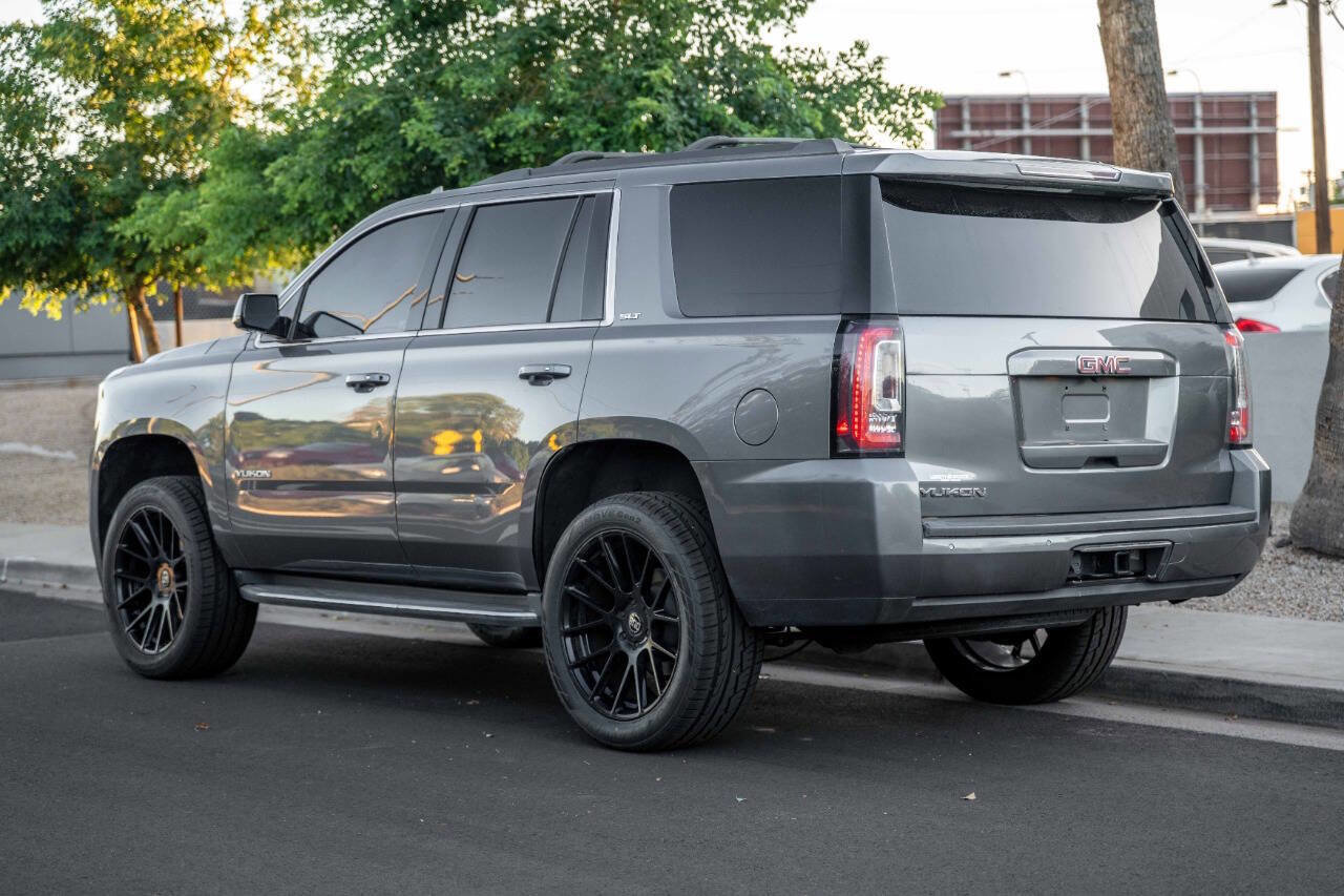 Used 2019 GMC Yukon SLT image 3