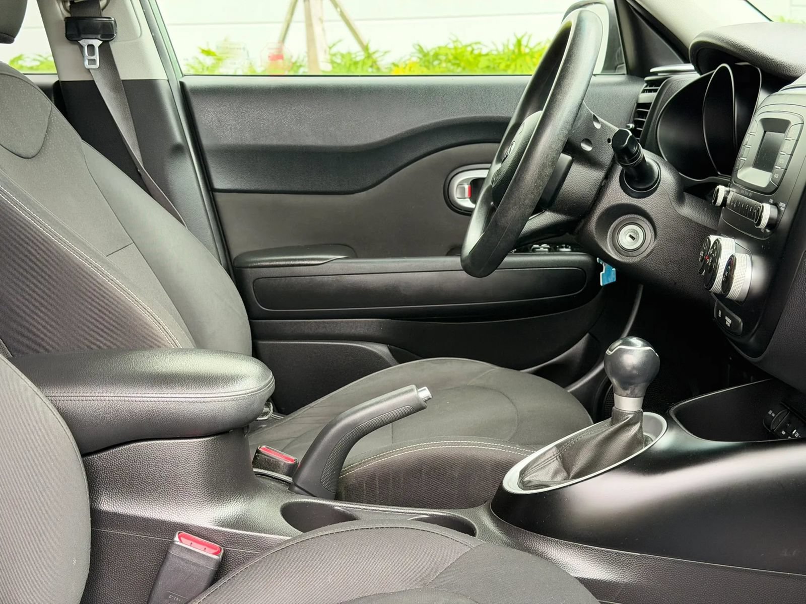 Used 2014 Kia Soul FWD image 14