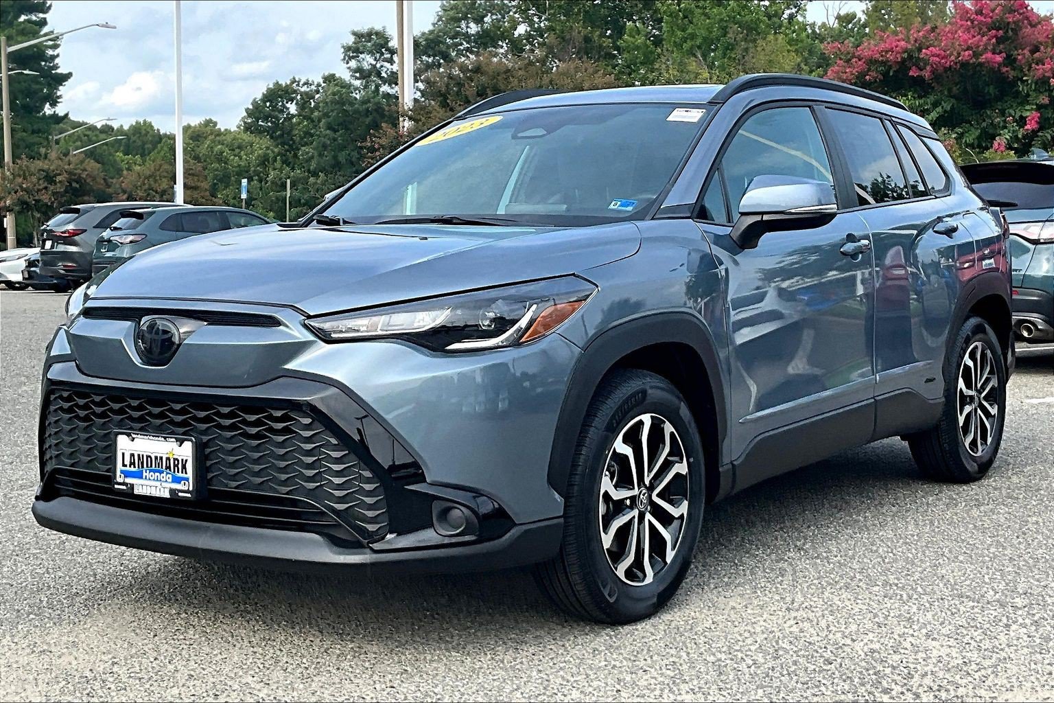 Used 2023 Toyota Corolla Cross AWD Hybrid w/ Moonroof Package image 1