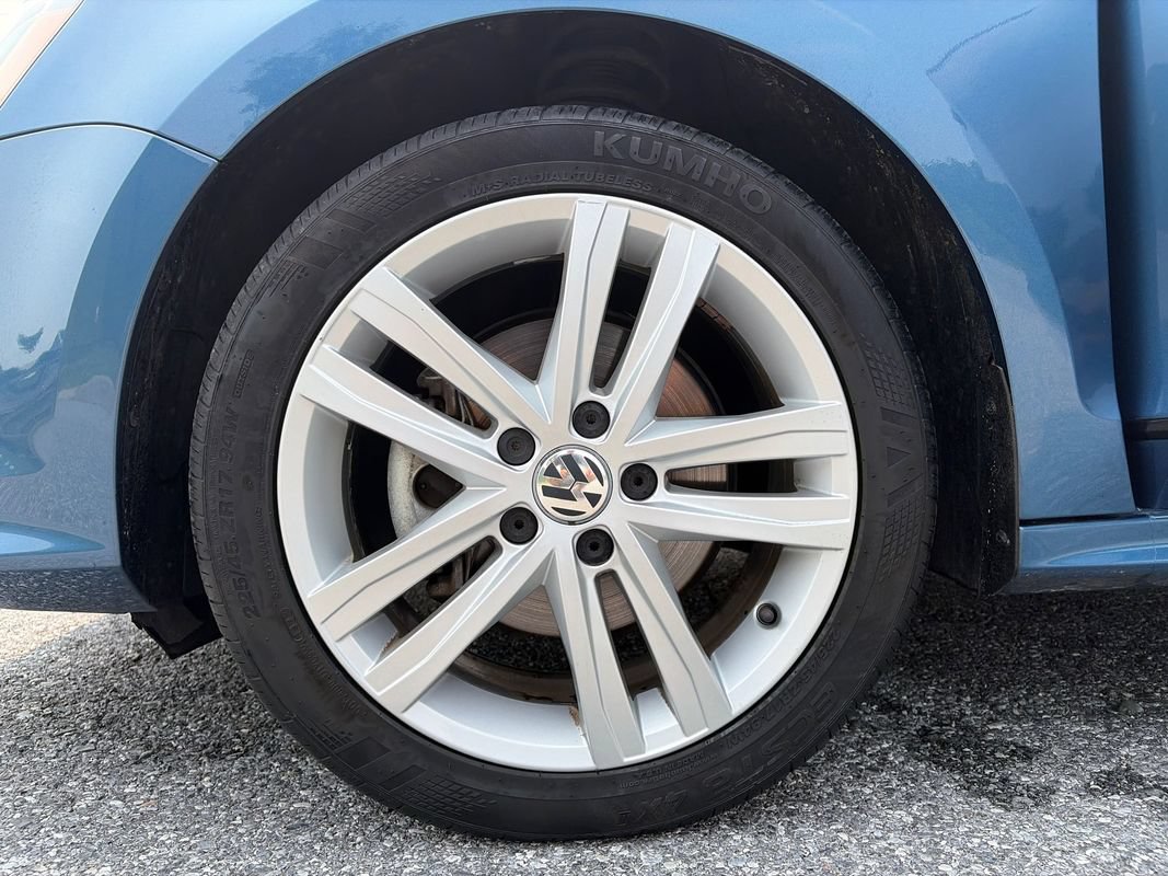 Used 2017 Volkswagen Jetta SEL FWD image 30