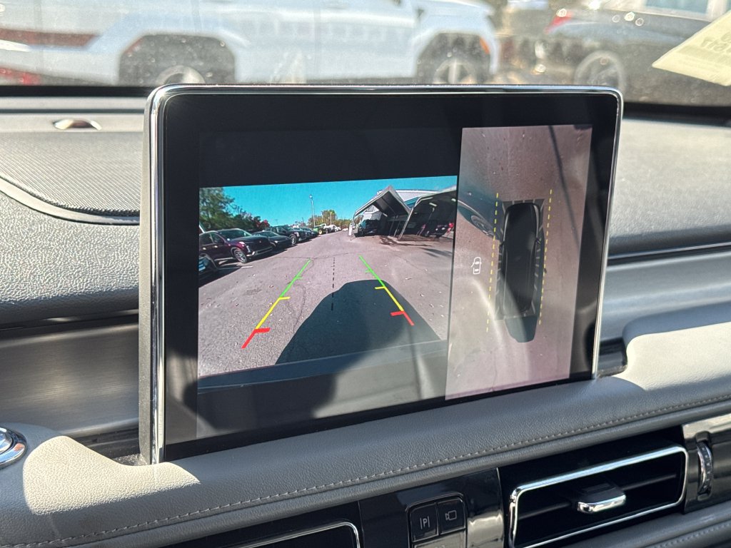 Used 2020 Lincoln Aviator Reserve w/ Equipment Group 202A AWD/4WD image 22