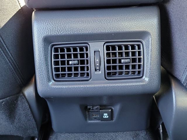 Used 2025 Toyota Camry LE FWD image 21