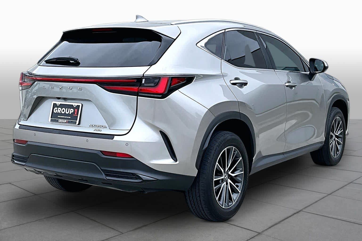 Used 2024 Lexus NX 350h AWD image 12