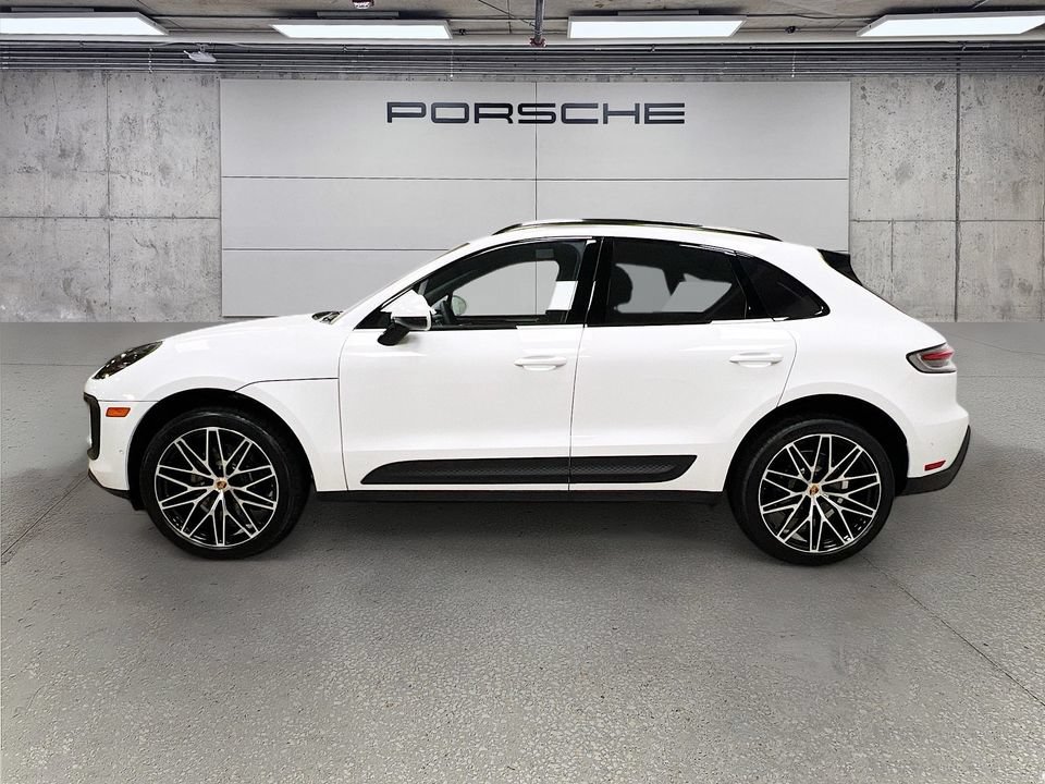 New 2026 Porsche Macan AWD/4WD image 2