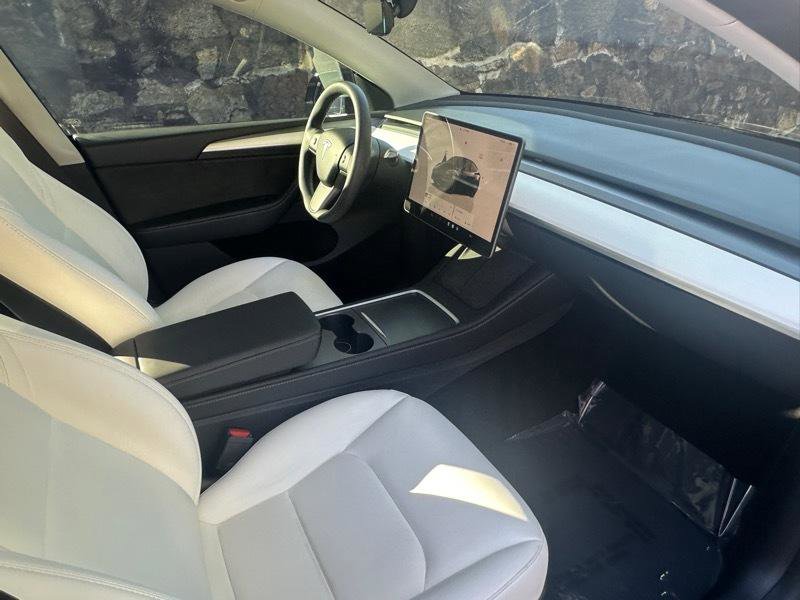 Used 2023 Tesla Model Y Long Range image 45